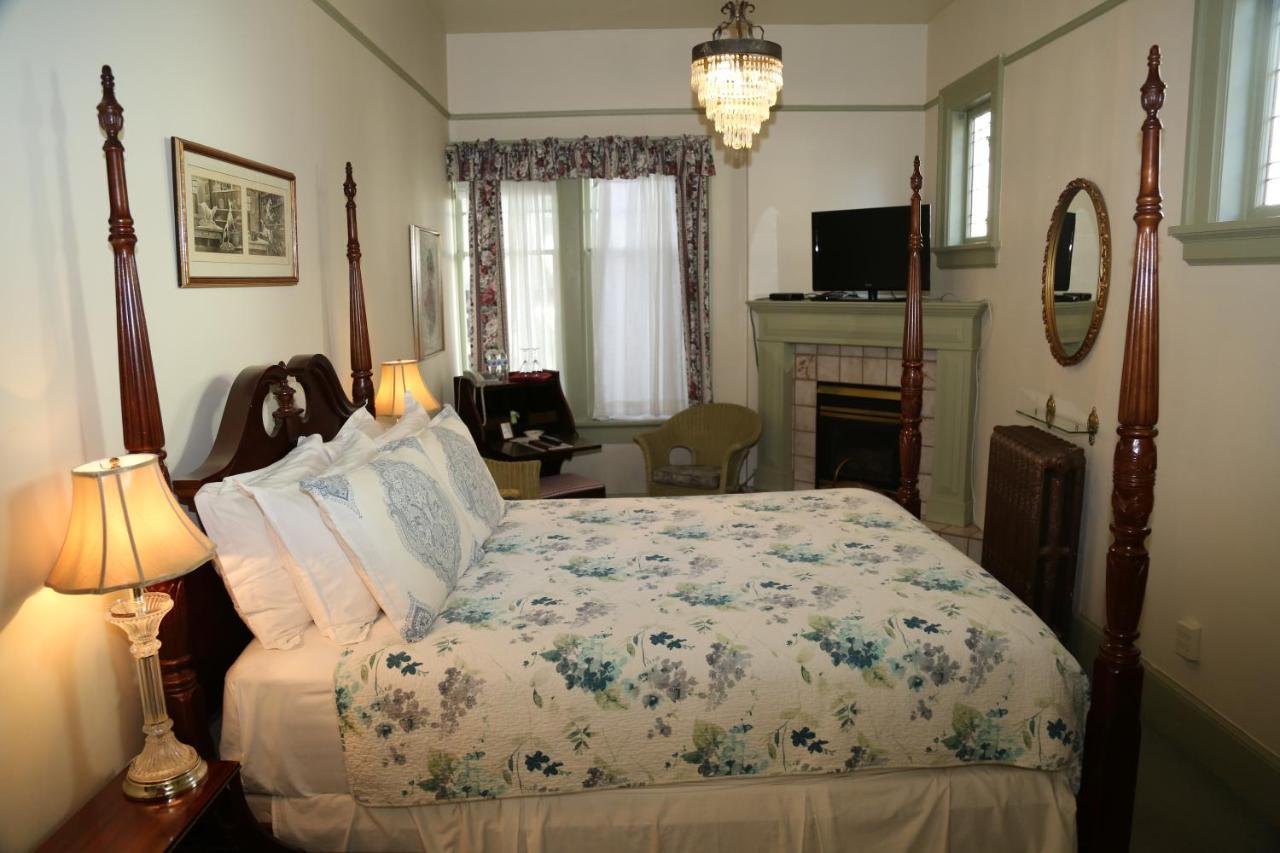 Beaconsfield Bed And Breakfast - Виктория Экстерьер фото