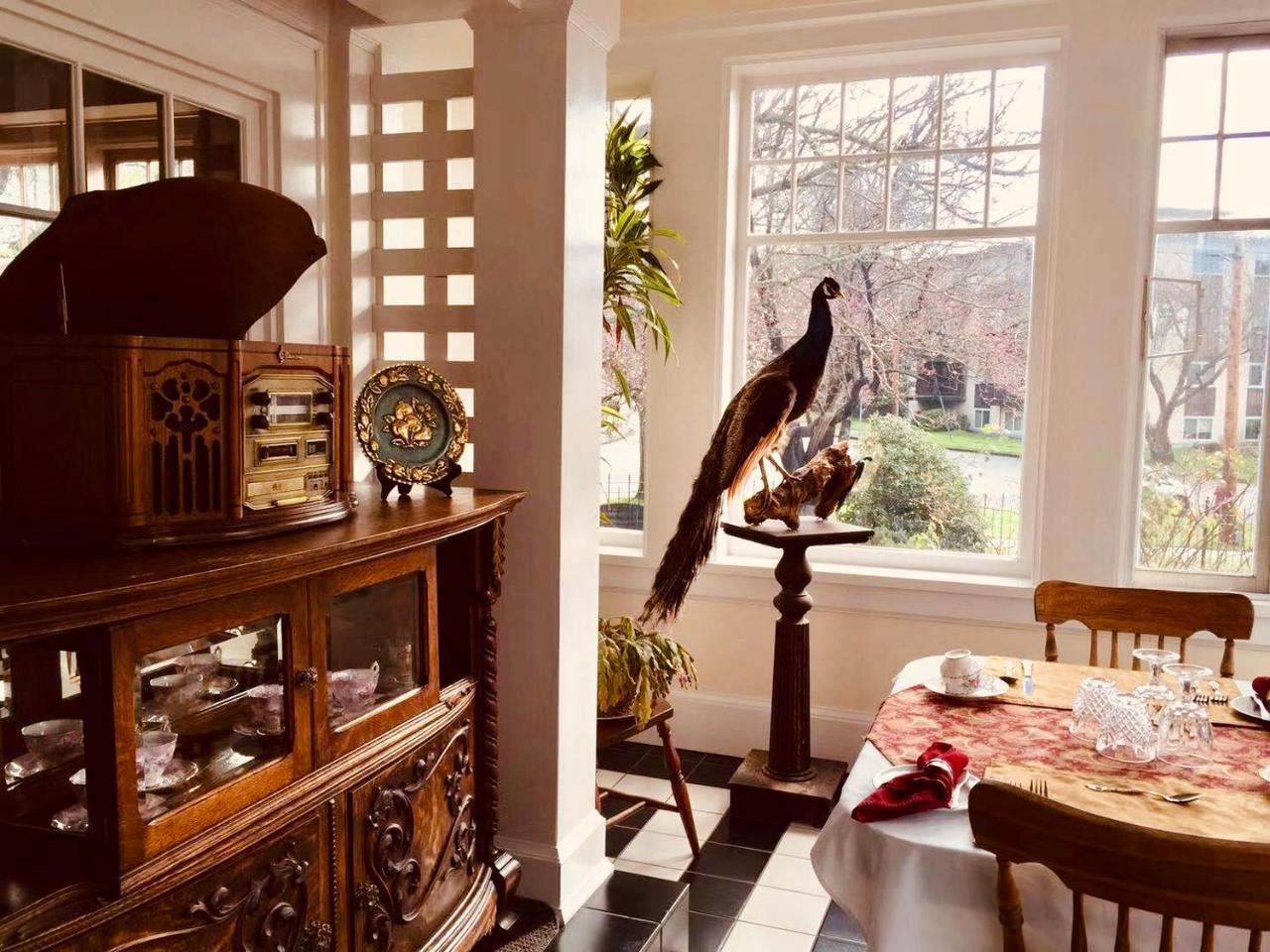 Beaconsfield Bed And Breakfast - Виктория Экстерьер фото