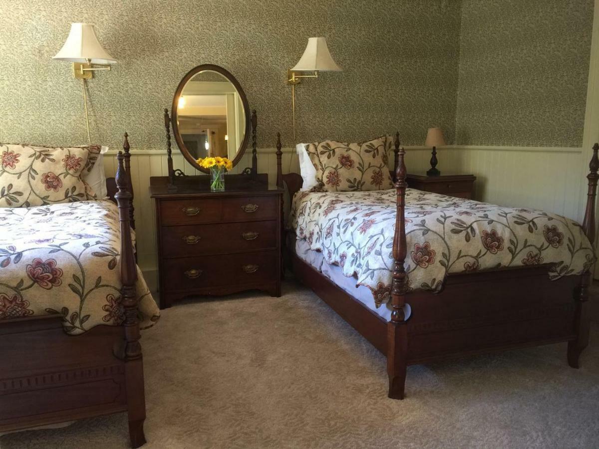 Beaconsfield Bed And Breakfast - Виктория Экстерьер фото