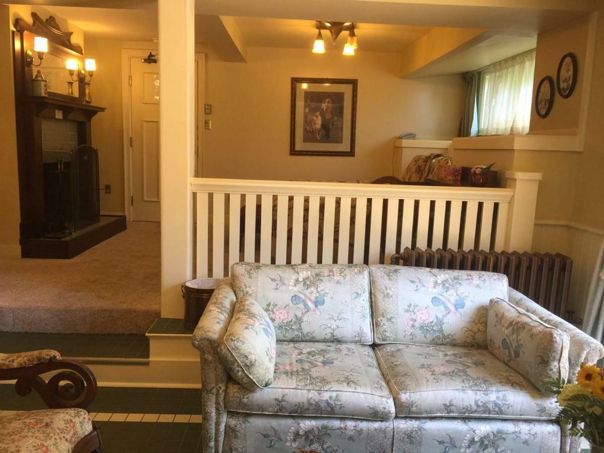 Beaconsfield Bed And Breakfast - Виктория Экстерьер фото