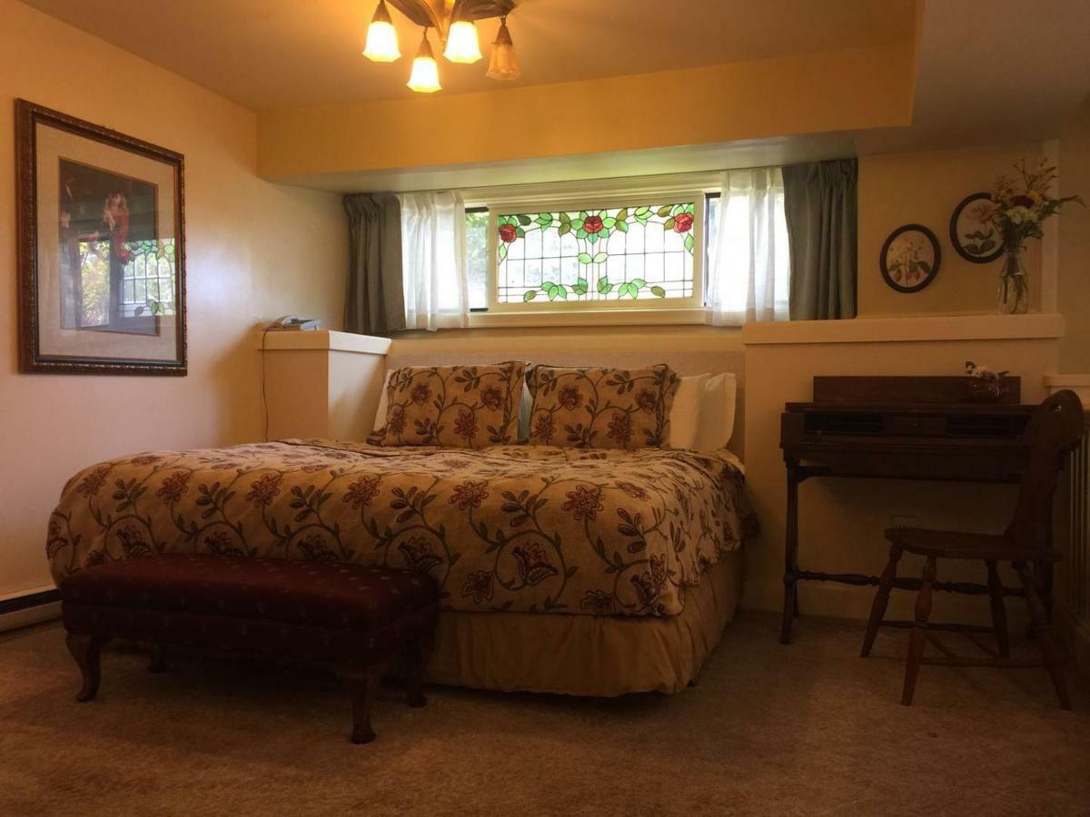 Beaconsfield Bed And Breakfast - Виктория Экстерьер фото