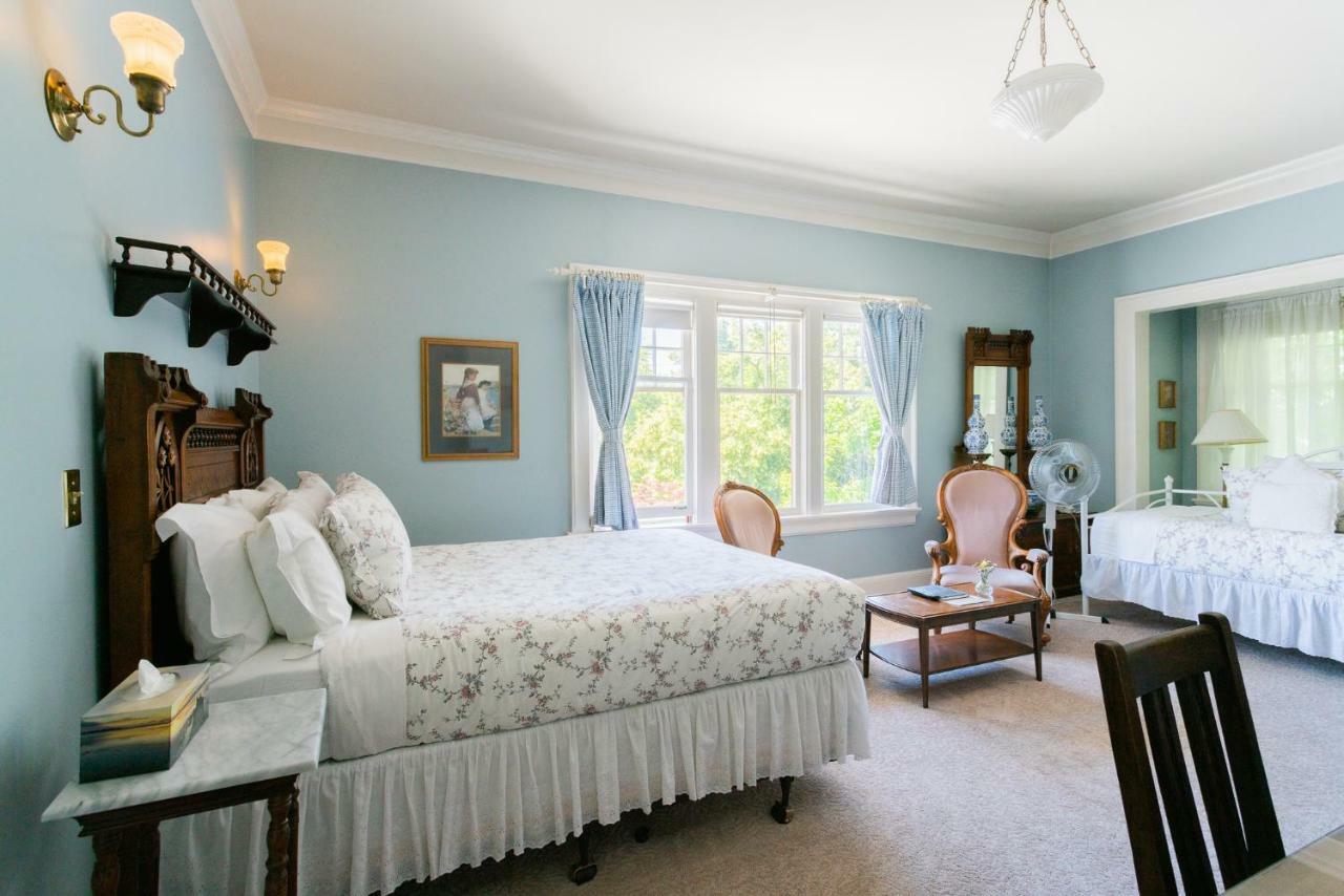 Beaconsfield Bed And Breakfast - Виктория Экстерьер фото
